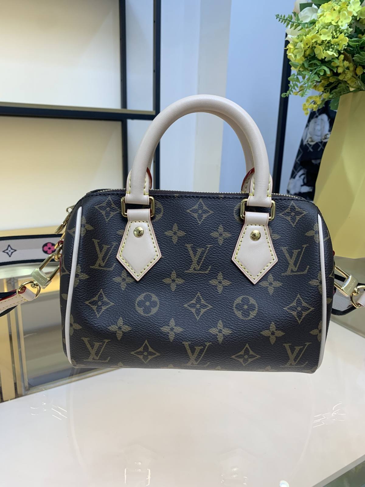 Ellebag’s 1:1 Replica of Louis Vuitton M46234 Speedy Bandoulière 20 Handbag – Exquisite Craftsmanship and Timeless Design(2024 Dec Updated)-Best Quality Fake Louis Vuitton Bag Online Store, Replica designer bag ru