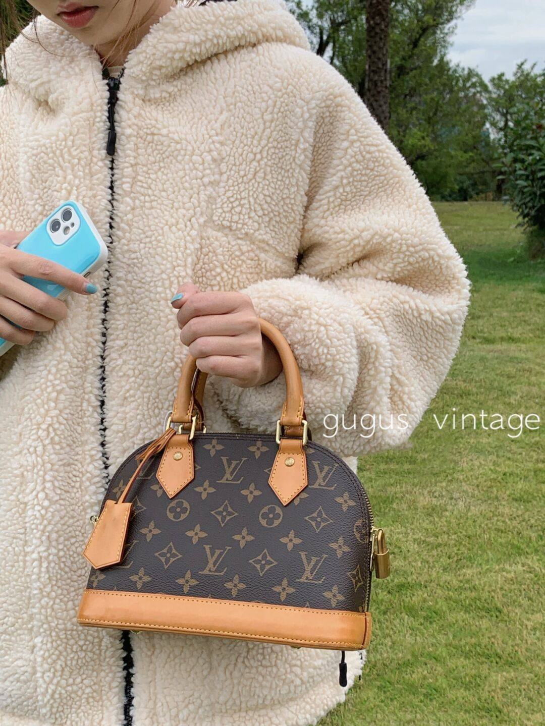 Ellebag’s 1:1 Replica of Louis Vuitton M53152 Alma BB: A Masterclass in Craftsmanship and Timeless Design(2024 Dec Updated)-Best Quality Fake Louis Vuitton Bag Online Store, Replica designer bag ru