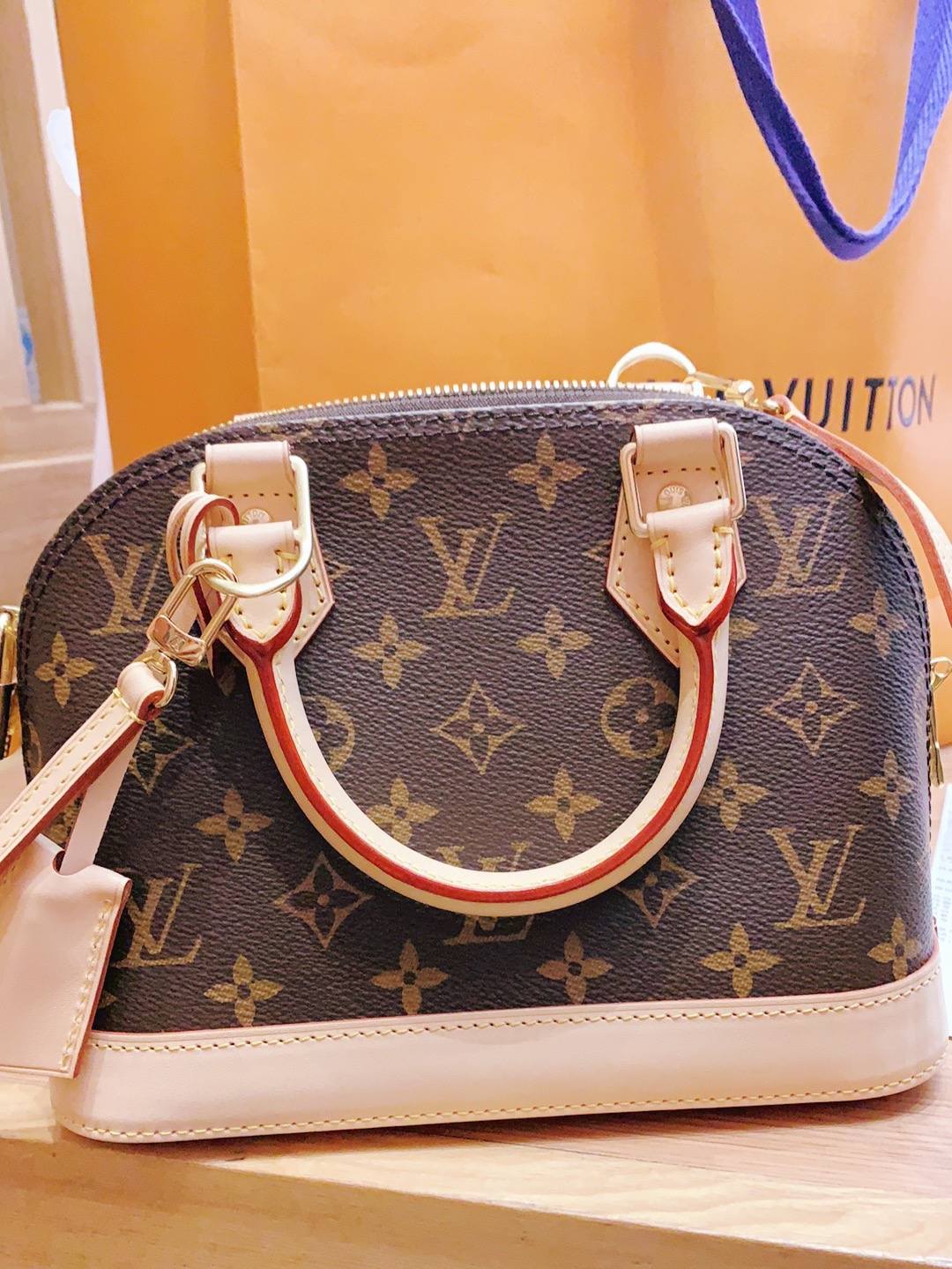 Ellebag’s 1:1 Replica of Louis Vuitton M53152 Alma BB: A Masterclass in Craftsmanship and Timeless Design(2024 Dec Updated)-Best Quality Fake Louis Vuitton Bag Online Store, Replica designer bag ru