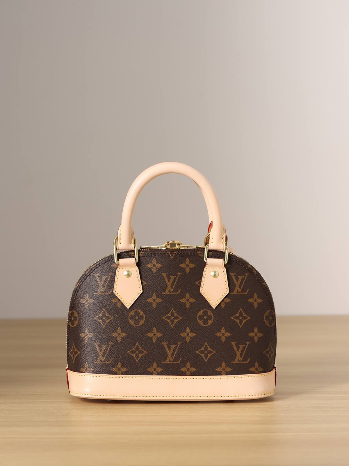 Ellebag’s 1:1 Replica of Louis Vuitton M53152 Alma BB: A Masterclass in Craftsmanship and Timeless Design(2024 Dec Updated)-Best Quality Fake Louis Vuitton Bag Online Store, Replica designer bag ru