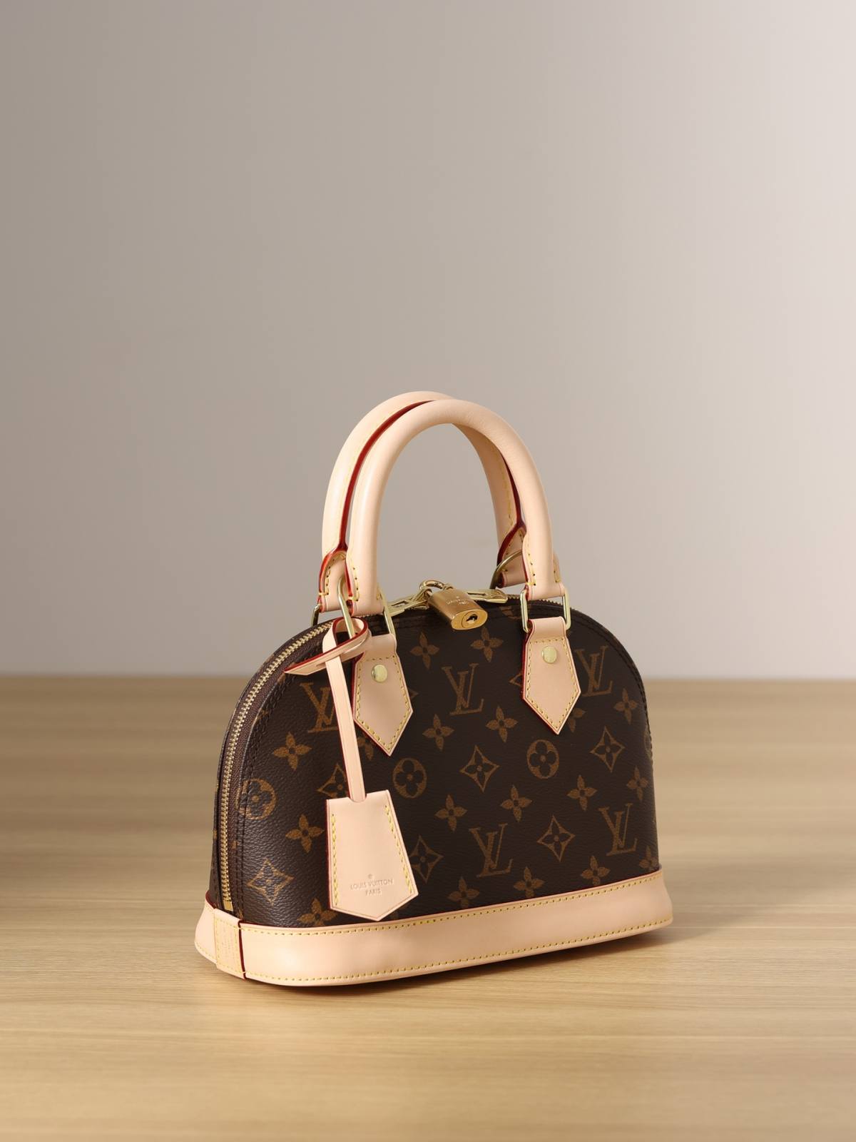 Ellebag’s 1:1 Replica of Louis Vuitton M53152 Alma BB: A Masterclass in Craftsmanship and Timeless Design(2024 Dec Updated)-Best Quality Fake Louis Vuitton Bag Online Store, Replica designer bag ru