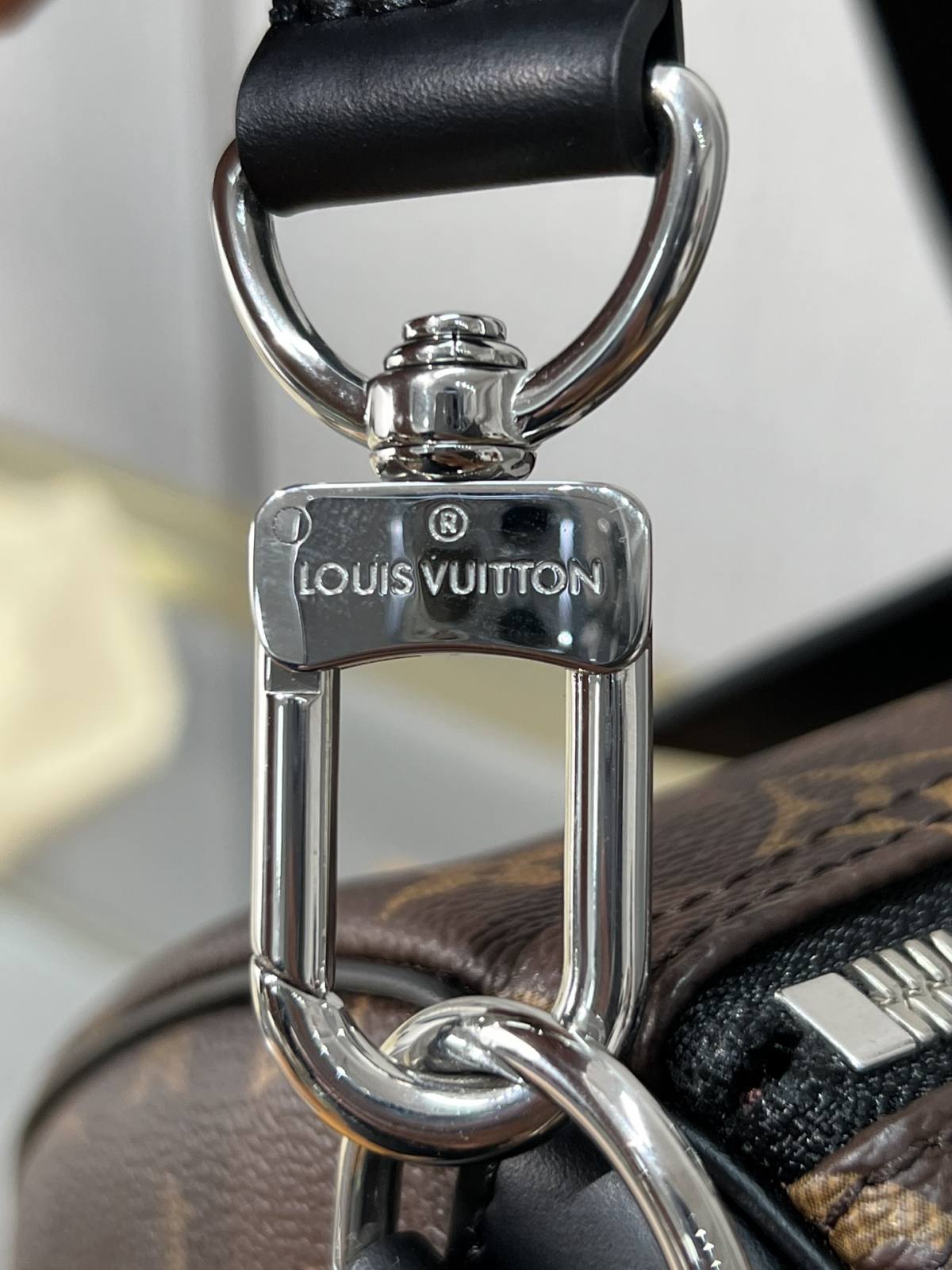 Ellebag’s 1:1 Replica of Louis Vuitton M56711 Keepall Bandoulière 45 – Mastering Travel Luxury(2024 Dec Updated)-Best Quality Fake Louis Vuitton Bag Online Store, Replica designer bag ru