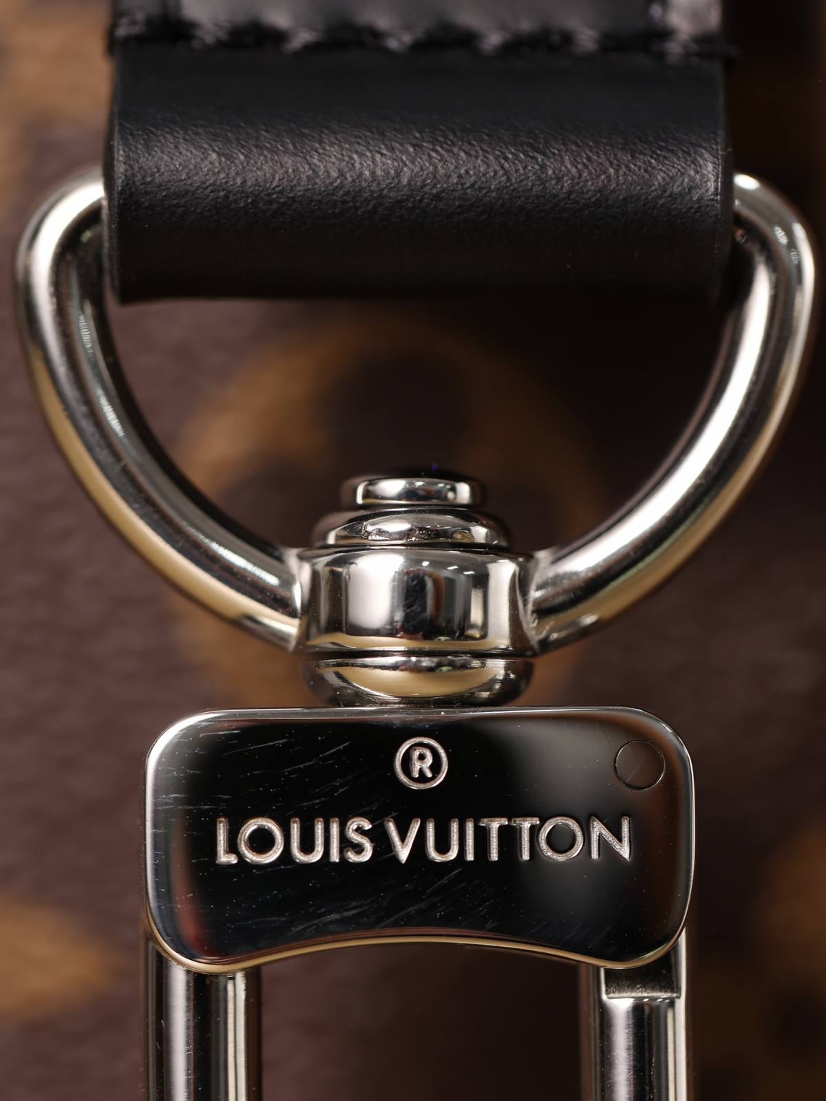 Ellebag’s 1:1 Replica of Louis Vuitton M56711 Keepall Bandoulière 45 – Mastering Travel Luxury(2024 Dec Updated)-Best Quality Fake Louis Vuitton Bag Online Store, Replica designer bag ru