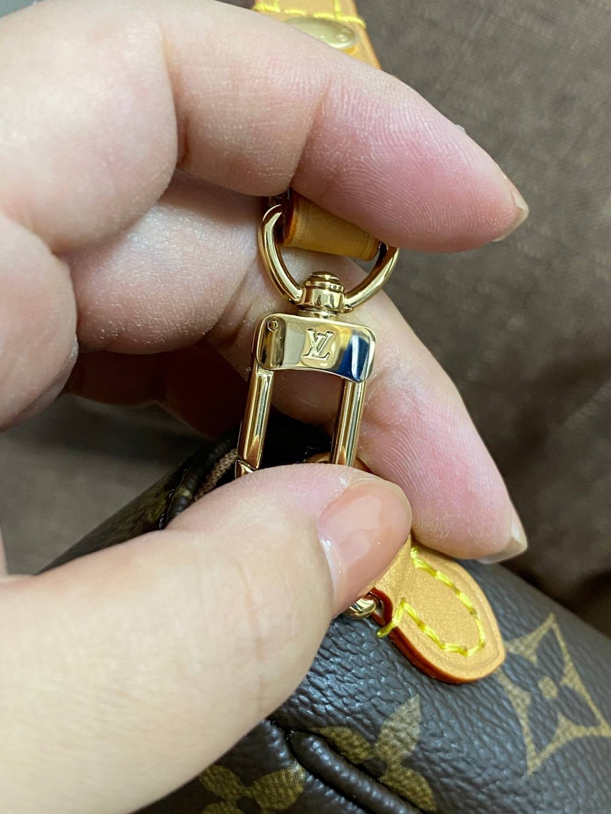 Ellebag’s 1:1 Replica of Louis Vuitton M81911 Wallet On Chain Ivy Handbag(2024 Dec Updated)-ʻOi aku ka maikaʻi o ka ʻeke Louis Vuitton ʻeke hoʻopunipuni ma ka hale kūʻai pūnaewele, ʻeke hoʻolālā kope ru