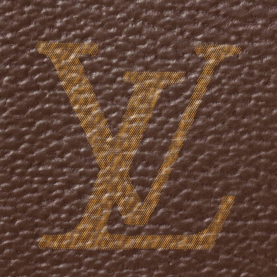 Ellebag’s 1:1 Replica of Louis Vuitton M82509 Wallet On Chain Lily: Craftsmanship and Timeless Elegance(2024 Dec Updated)-ʻOi aku ka maikaʻi o ka ʻeke Louis Vuitton ʻeke hoʻopunipuni ma ka hale kūʻai pūnaewele, ʻeke hoʻolālā kope ru