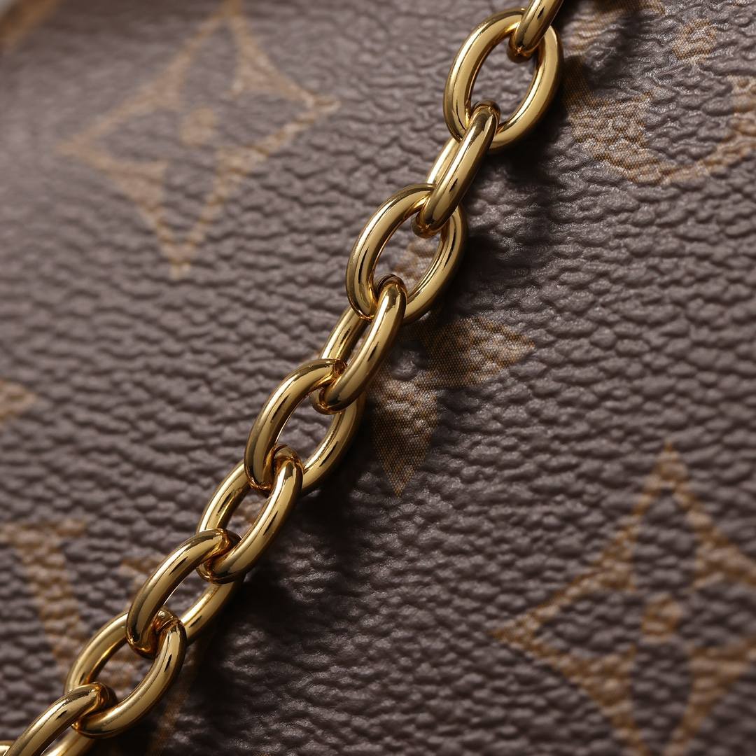 Ellebag’s 1:1 Replica of Louis Vuitton M82509 Wallet On Chain Lily: Craftsmanship and Timeless Elegance(2024 Dec Updated)-ʻOi aku ka maikaʻi o ka ʻeke Louis Vuitton ʻeke hoʻopunipuni ma ka hale kūʻai pūnaewele, ʻeke hoʻolālā kope ru