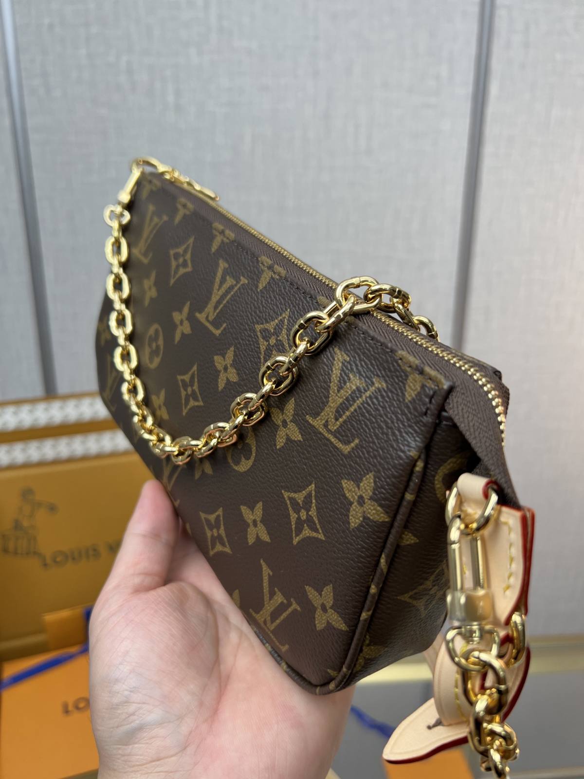 Ellebag’s 1:1 Replica of Louis Vuitton M82766 Pochette Accessoires Handbag(2024 Dec Updated)-ʻOi aku ka maikaʻi o ka ʻeke Louis Vuitton ʻeke hoʻopunipuni ma ka hale kūʻai pūnaewele, ʻeke hoʻolālā kope ru