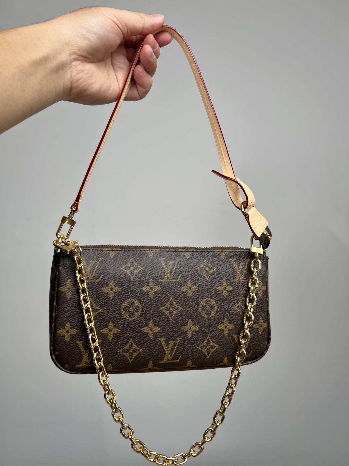 Ellebag’s 1:1 Replica of Louis Vuitton M82766 Pochette Accessoires Handbag(2024 Dec Updated)-ʻOi aku ka maikaʻi o ka ʻeke Louis Vuitton ʻeke hoʻopunipuni ma ka hale kūʻai pūnaewele, ʻeke hoʻolālā kope ru