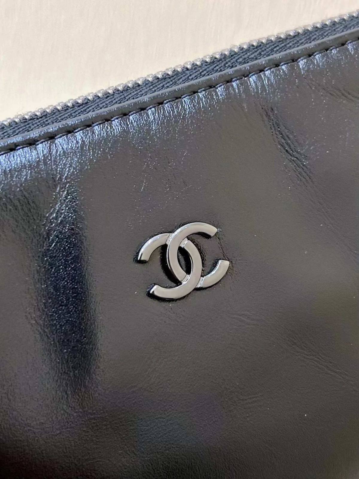 Ellebag’s Exquisite Replica: The All-Black Chanel 22 Handbag AS3260(2024 Dec Updated)-Best Quality Fake Louis Vuitton Bag Online Store, Replica designer bag ru