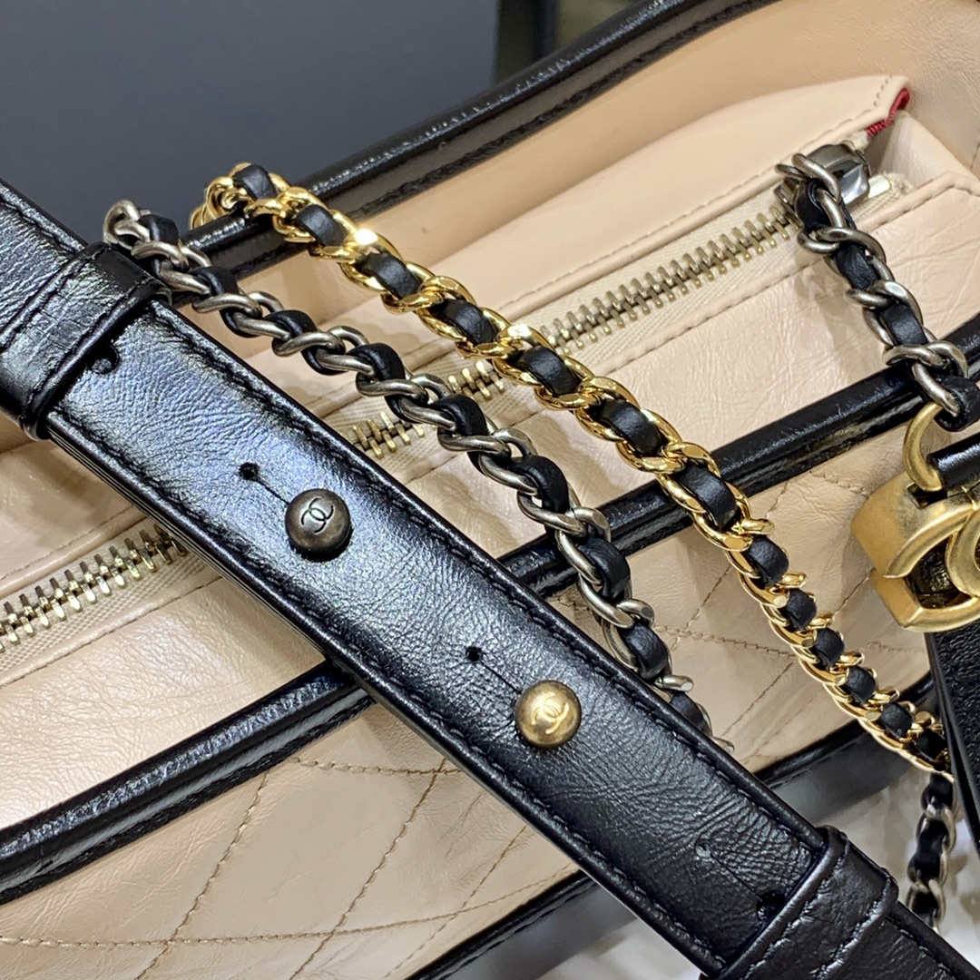 Ellebag’s Exquisite Replica: The Beige Lambskin Chanel Gabrielle Hobo Bag with Matte Hardware(2024 Dec Updated)-Best Quality Fake Louis Vuitton Bag Online Store, Replica designer bag ru