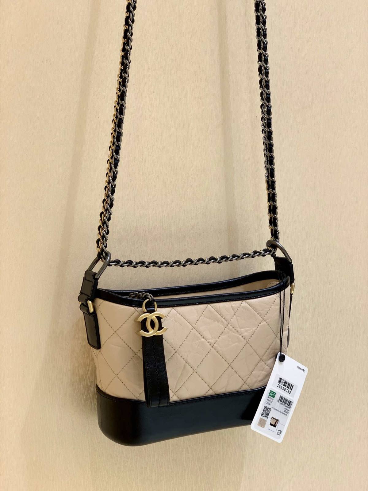 Ellebag’s Exquisite Replica: The Beige Lambskin Chanel Gabrielle Hobo Bag with Matte Hardware(2024 Dec Updated)-Best Quality Fake Louis Vuitton Bag Online Store, Replica designer bag ru