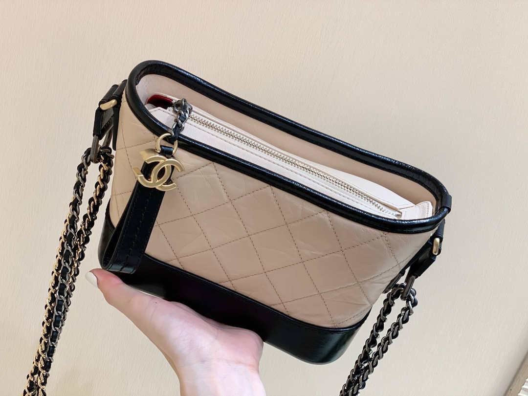 Ellebag’s Exquisite Replica: The Beige Lambskin Chanel Gabrielle Hobo Bag with Matte Hardware(2024 Dec Updated)-Best Quality Fake Louis Vuitton Bag Online Store, Replica designer bag ru