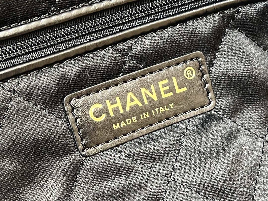 Ellebag’s Exquisite Replica: The Black Calfskin Chanel 22 Handbag AS3260 with Gold Hardware(2024 Dec Updated)-Labākās kvalitātes viltotās Louis Vuitton somas tiešsaistes veikals, dizaineru somas kopija ru