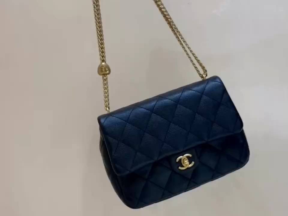 Ellebag’s Exquisite Replica: The Black Caviar Leather Chanel 23P AS3921 with Heart Clasp(2024 Dec Updated)-Best Quality Replica designer Bag factory in China