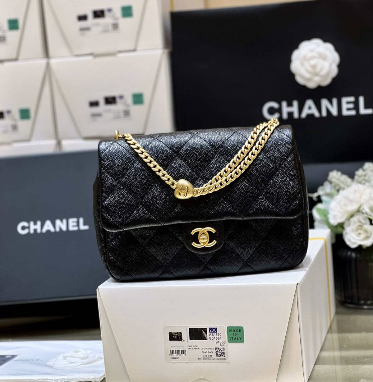 Ellebag’s Exquisite Replica: The Black Caviar Leather Chanel 23P AS3921 with Heart Clasp(2024 Dec Updated)-Best Quality Replica designer Bag factory in China