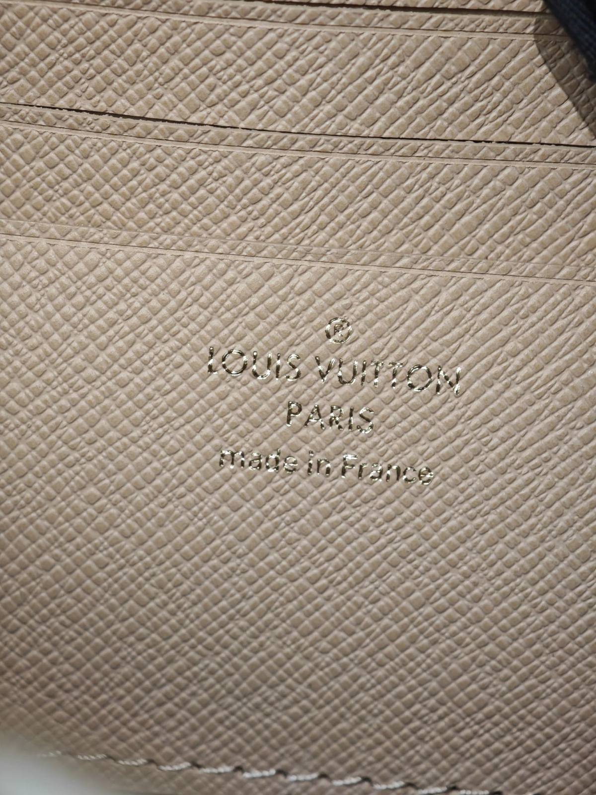 Ellebag’s 1:1 Replica of Louis Vuitton M83091 Wallet on Chain Ivy: A Masterclass in Craftsmanship and Luxury(2024 Dec Updated)-ʻOi aku ka maikaʻi o ka ʻeke Louis Vuitton ʻeke hoʻopunipuni ma ka hale kūʻai pūnaewele, ʻeke hoʻolālā kope ru