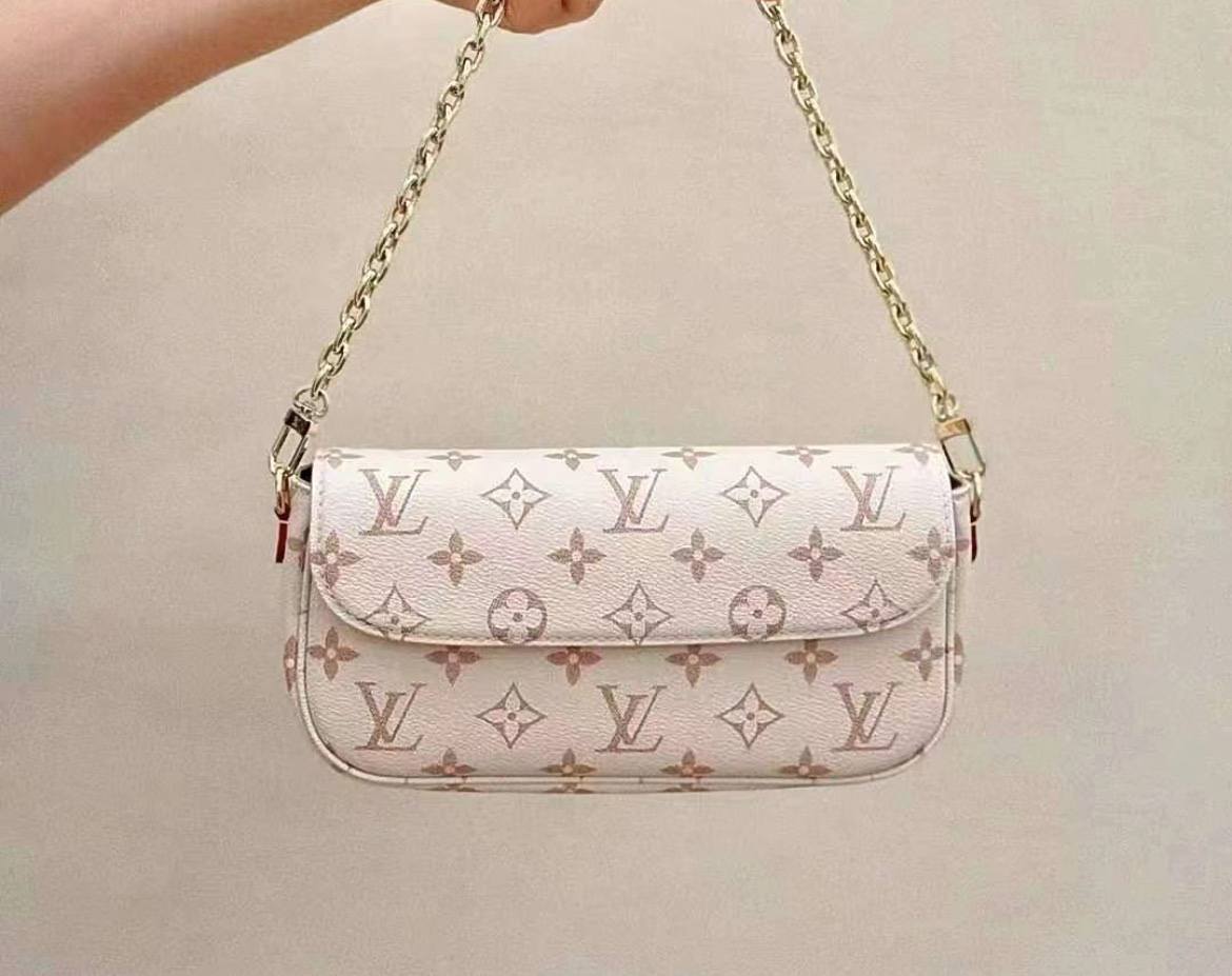 Ellebag’s 1:1 Replica of Louis Vuitton M83091 Wallet on Chain Ivy: A Masterclass in Craftsmanship and Luxury(2024 Dec Updated)-ʻOi aku ka maikaʻi o ka ʻeke Louis Vuitton ʻeke hoʻopunipuni ma ka hale kūʻai pūnaewele, ʻeke hoʻolālā kope ru