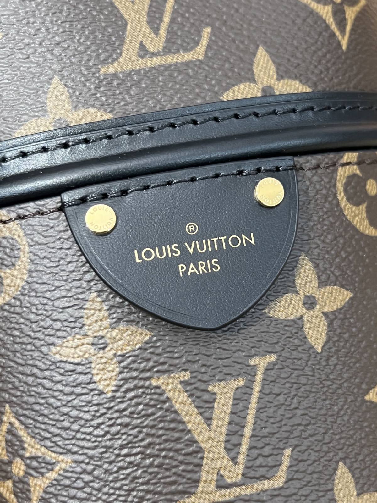 Ellebag’s 1:1 Replica of Louis Vuitton M83480 Canoé Chain Bucket Bag: A Perfect Fusion of Classic Design and Modern Craftsmanship(2024 Dec Updated)-Best Quality Fake Louis Vuitton Bag Online Store, Replica designer bag ru