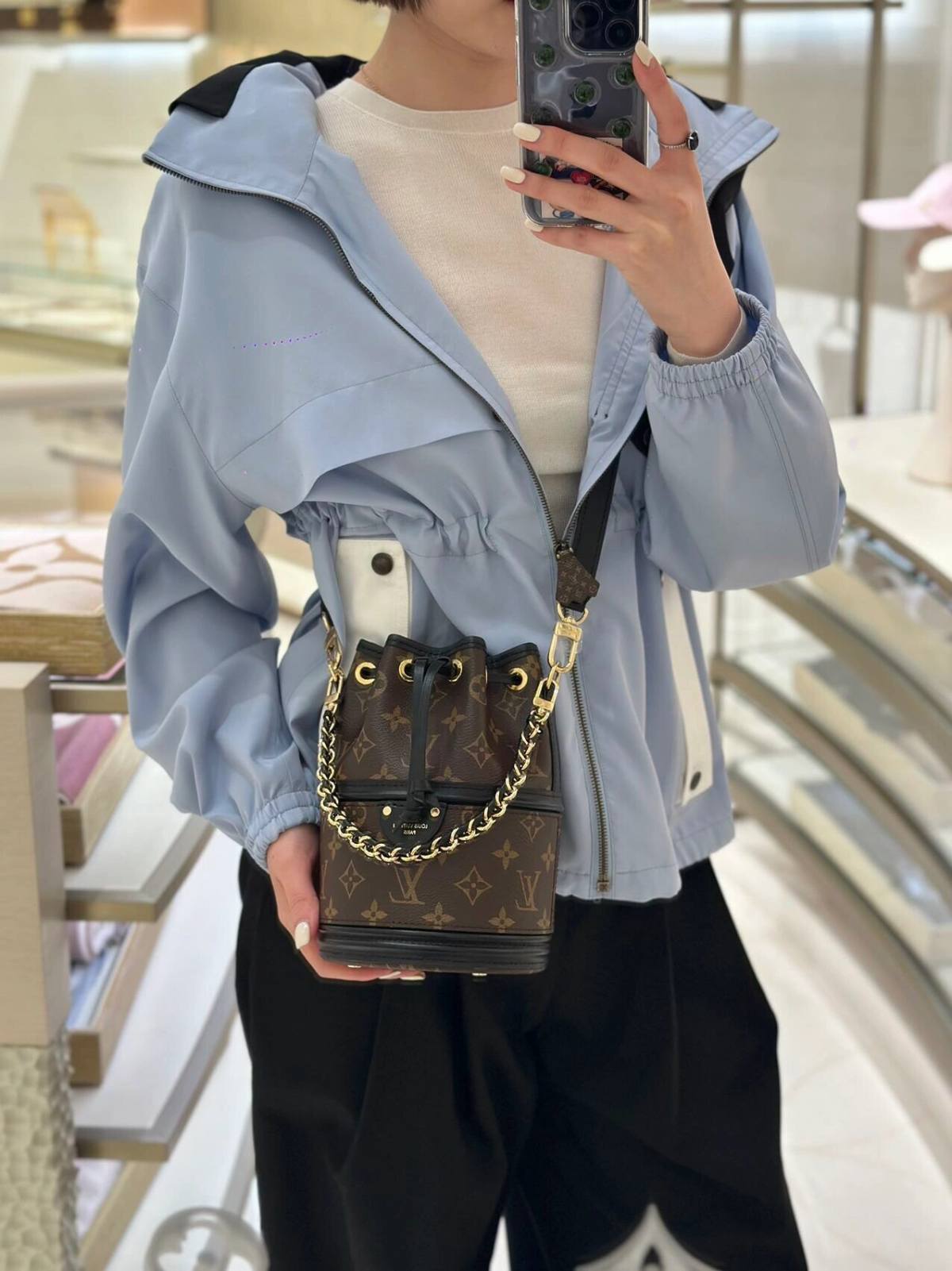 Ellebag’s 1:1 Replica of Louis Vuitton M83480 Canoé Chain Bucket Bag: A Perfect Fusion of Classic Design and Modern Craftsmanship(2024 Dec Updated)-Best Quality Fake Louis Vuitton Bag Online Store, Replica designer bag ru