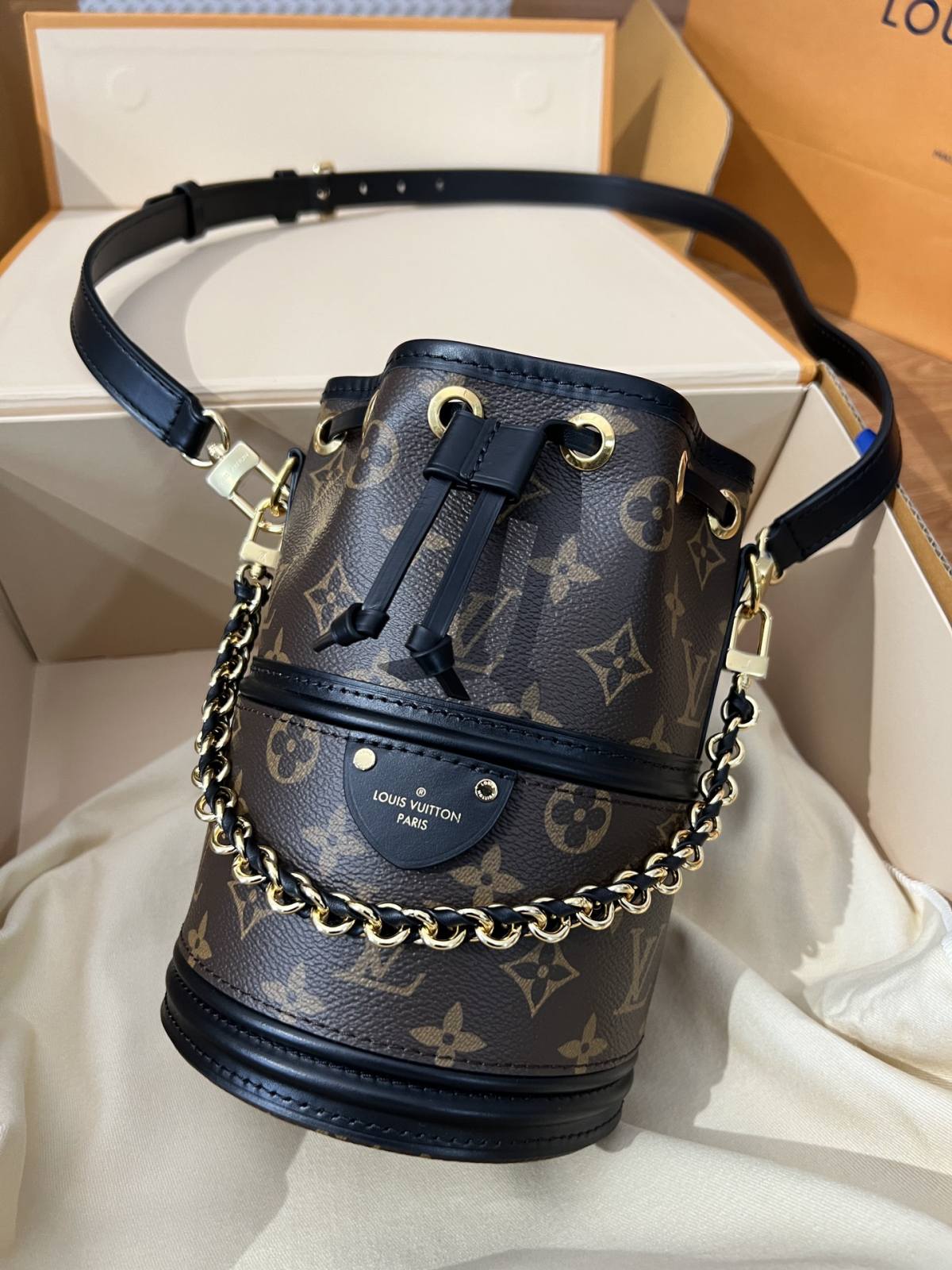 Ellebag’s 1:1 Replica of Louis Vuitton M83480 Canoé Chain Bucket Bag: A Perfect Fusion of Classic Design and Modern Craftsmanship(2024 Dec Updated)-Best Quality Fake Louis Vuitton Bag Online Store, Replica designer bag ru