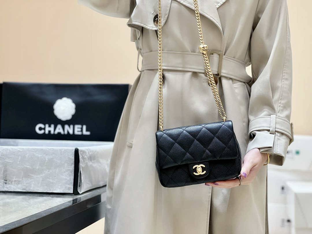 Ellebag’s Exquisite Replica: The black Caviar Leather Chanel Mini Flap Bag with Heart Clasp(2024 Dec Updated)-Labākās kvalitātes viltotās Louis Vuitton somas tiešsaistes veikals, dizaineru somas kopija ru