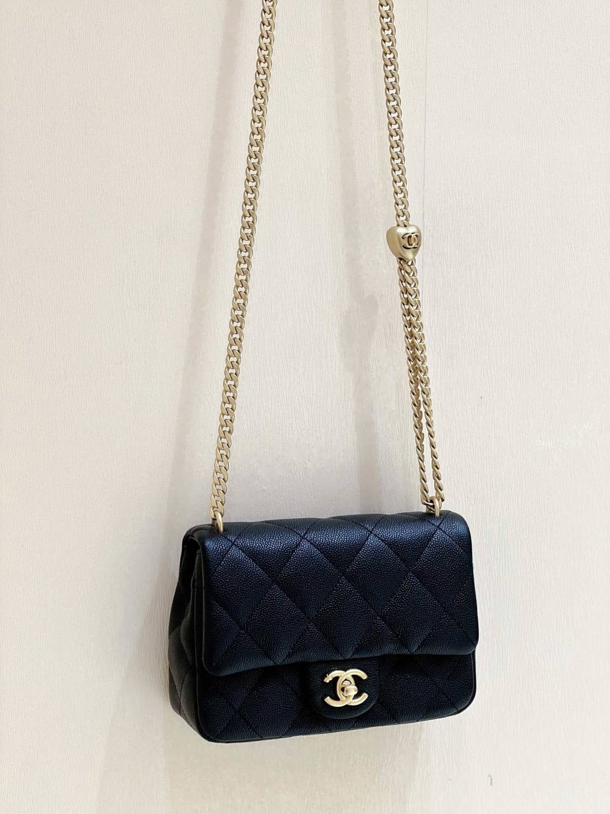 Ellebag’s Exquisite Replica: The black Caviar Leather Chanel Mini Flap Bag with Heart Clasp(2024 Dec Updated)-Labākās kvalitātes viltotās Louis Vuitton somas tiešsaistes veikals, dizaineru somas kopija ru