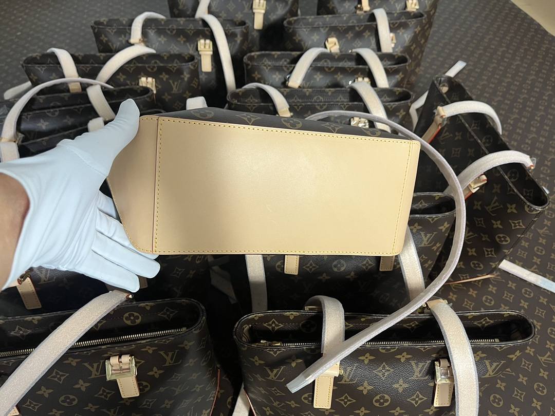 Ellebag’s Craftsmanship: M12095 Piano Handbag – A 1:1 Replica of Louis Vuitton’s Newest Icon(2024 Dec Updated)-ʻOi aku ka maikaʻi o ka ʻeke Louis Vuitton ʻeke hoʻopunipuni ma ka hale kūʻai pūnaewele, ʻeke hoʻolālā kope ru