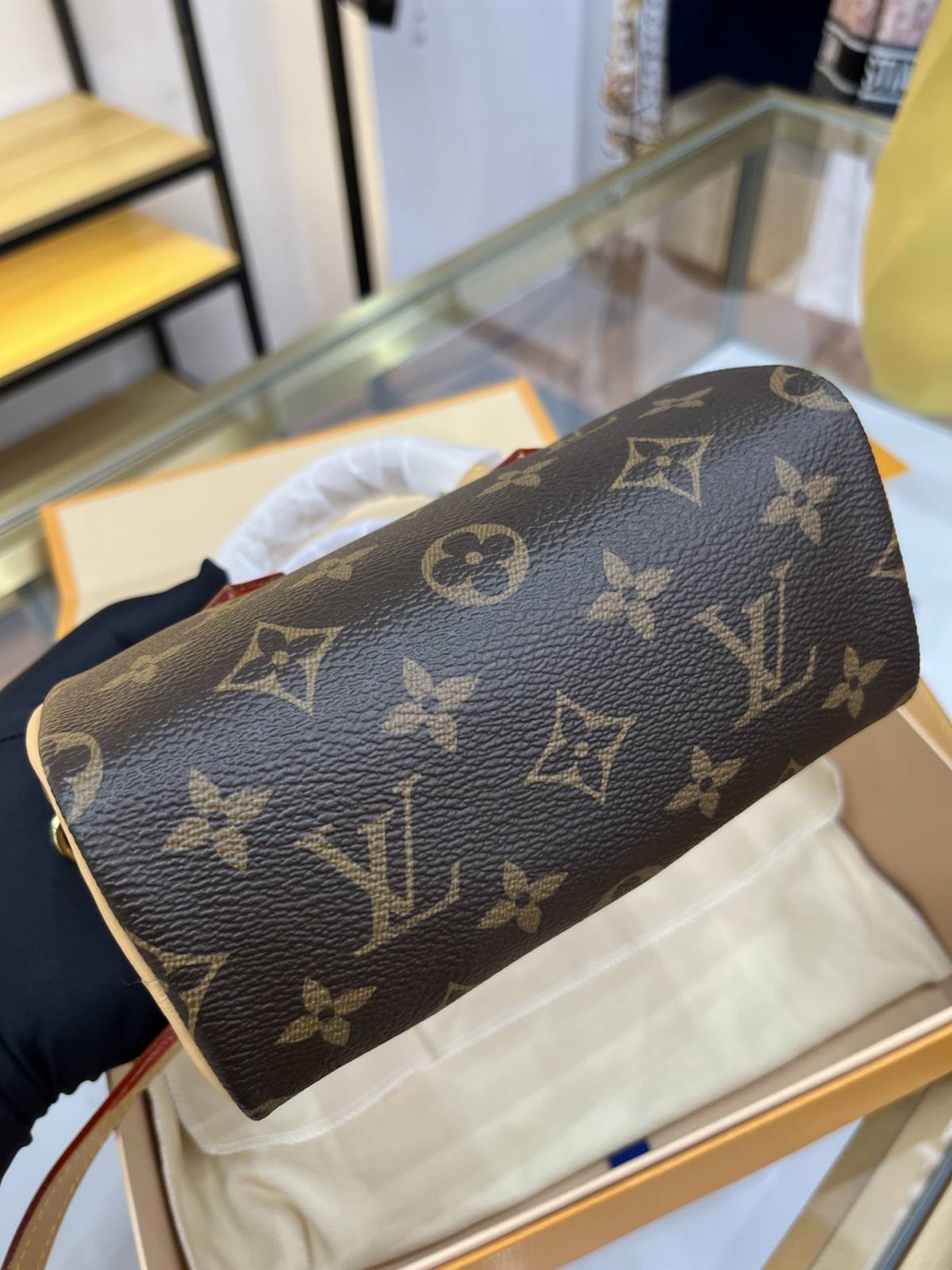 Ellebag’s Mastery in Replicating the Louis Vuitton M81085 Nano Speedy(2024 Dec Updated)-ʻOi aku ka maikaʻi o ka ʻeke Louis Vuitton ʻeke hoʻopunipuni ma ka hale kūʻai pūnaewele, ʻeke hoʻolālā kope ru