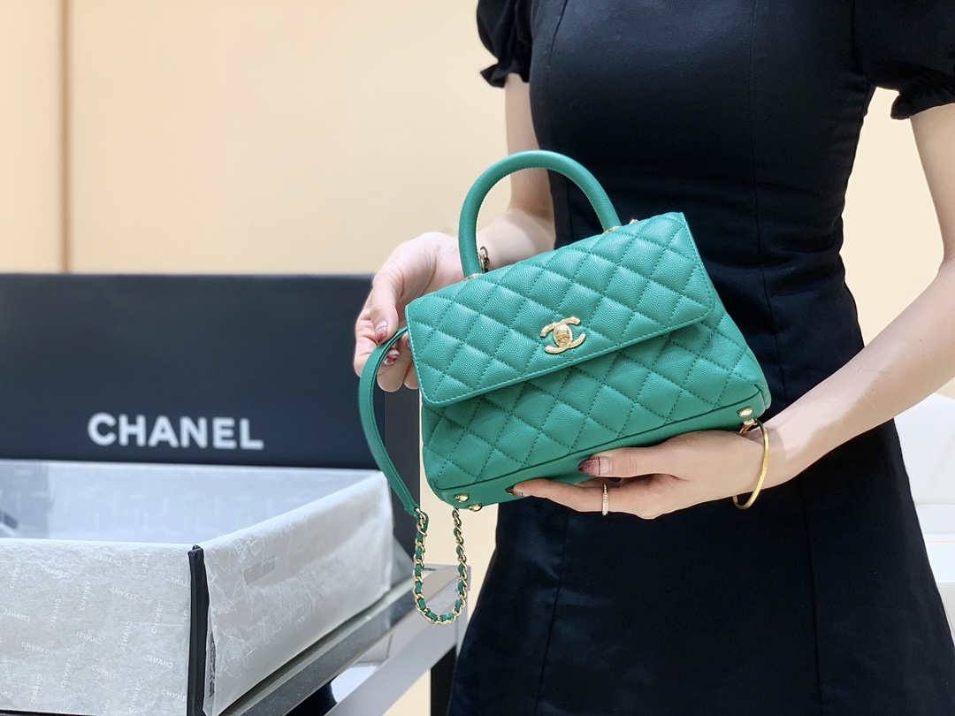 Ellebag’s Exquisite Replica: The Blue Caviar Leather Chanel Coco Handle 22P with Champagne Gold Hardware(2024 Dec Updated)-Best Quality Fake Louis Vuitton Bag Online Store, Replica designer bag ru