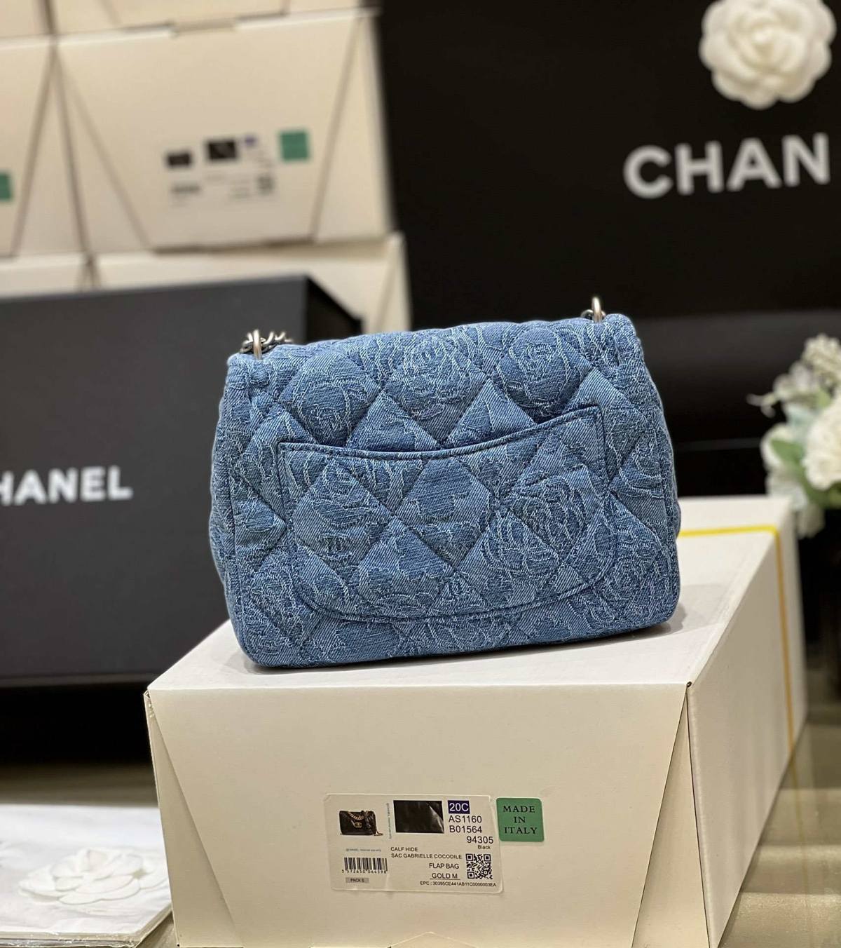 Ellebag’s Exquisite Replica: The Blue Denim Chanel Mini Flap Bag with Silver-Tone Hardware(2024 Dec Updated)-Best Quality Fake Louis Vuitton Bag Online Store, Replica designer bag ru