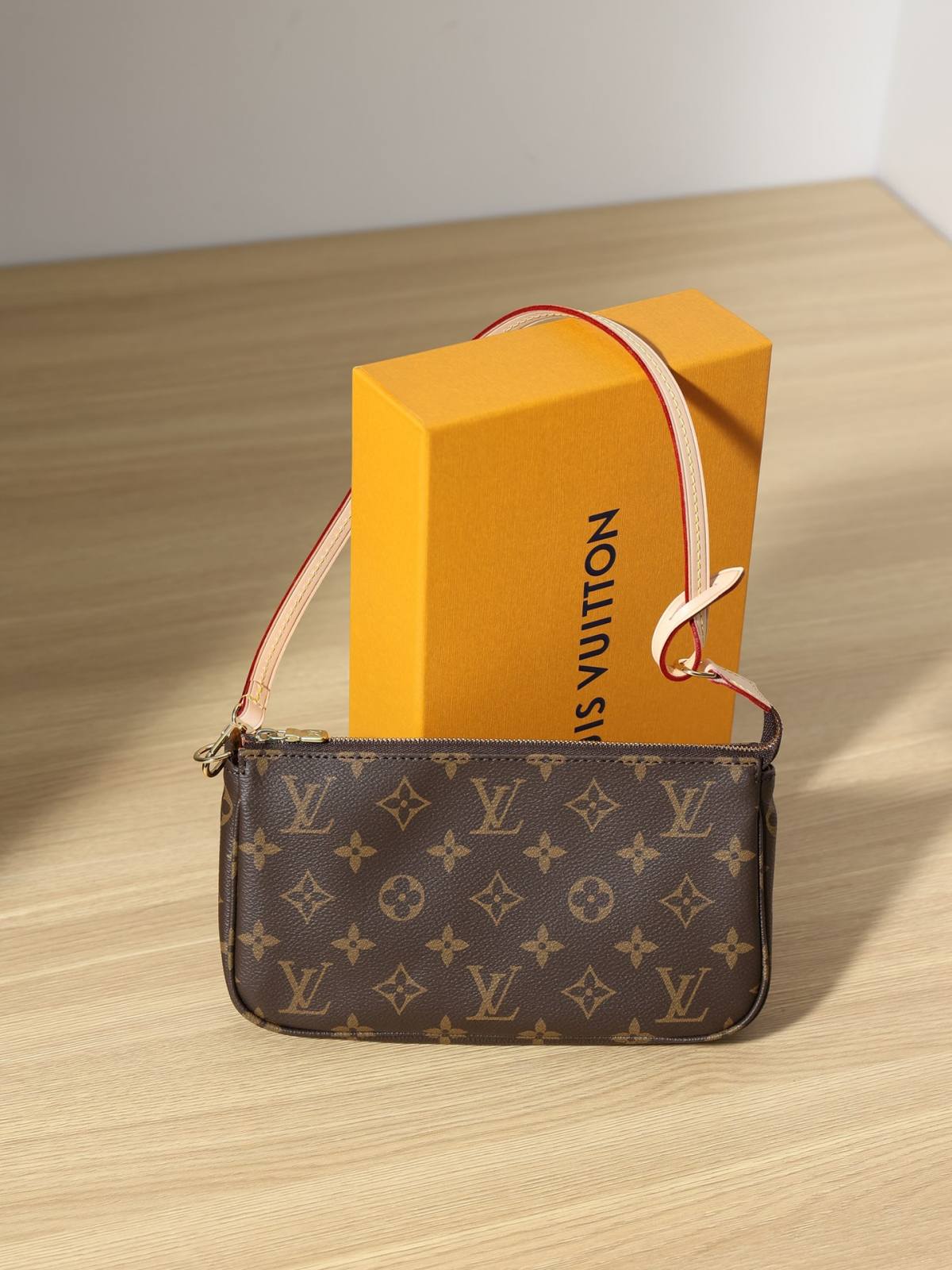 Ellebag’s Precision Replica: The Louis Vuitton M40712 Pochette Accessoires(2024 Dec Updated)-Negoziu in linea di borse Louis Vuitton falsi di migliore qualità, borsa di design di replica ru