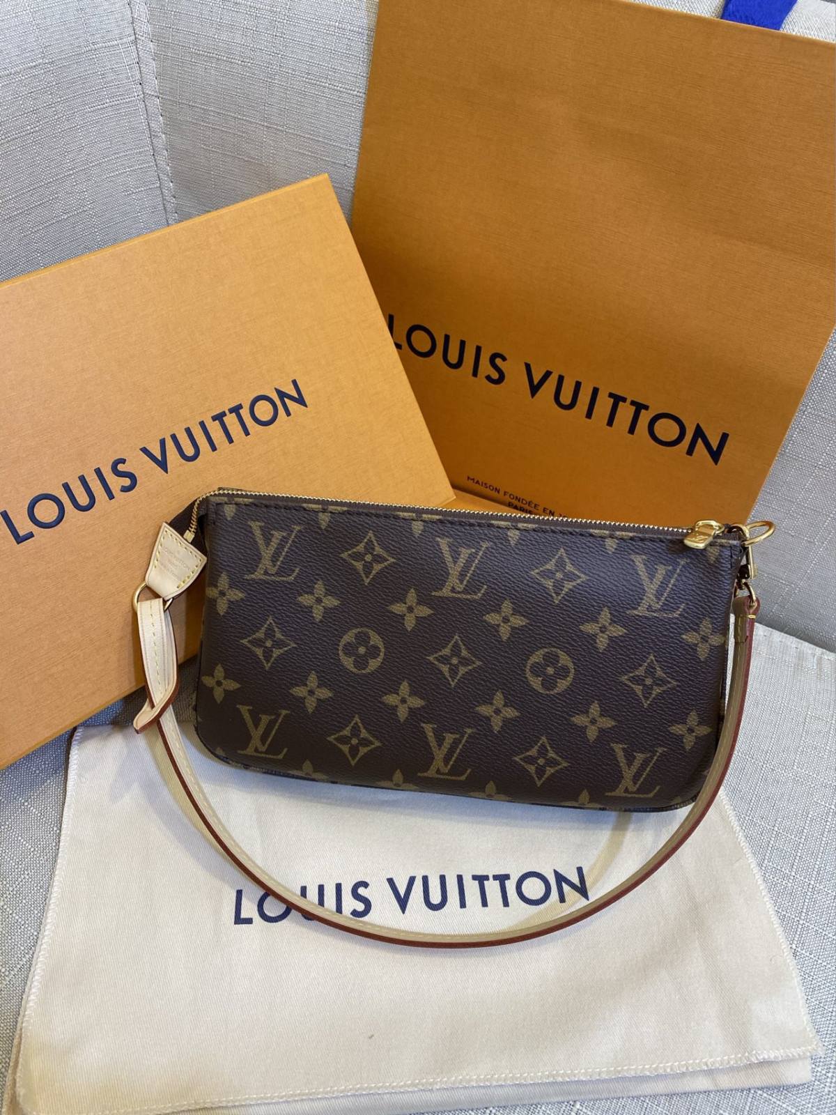 Ellebag’s Precision Replica: The Louis Vuitton M40712 Pochette Accessoires(2024 Dec Updated)-Negoziu in linea di borse Louis Vuitton falsi di migliore qualità, borsa di design di replica ru