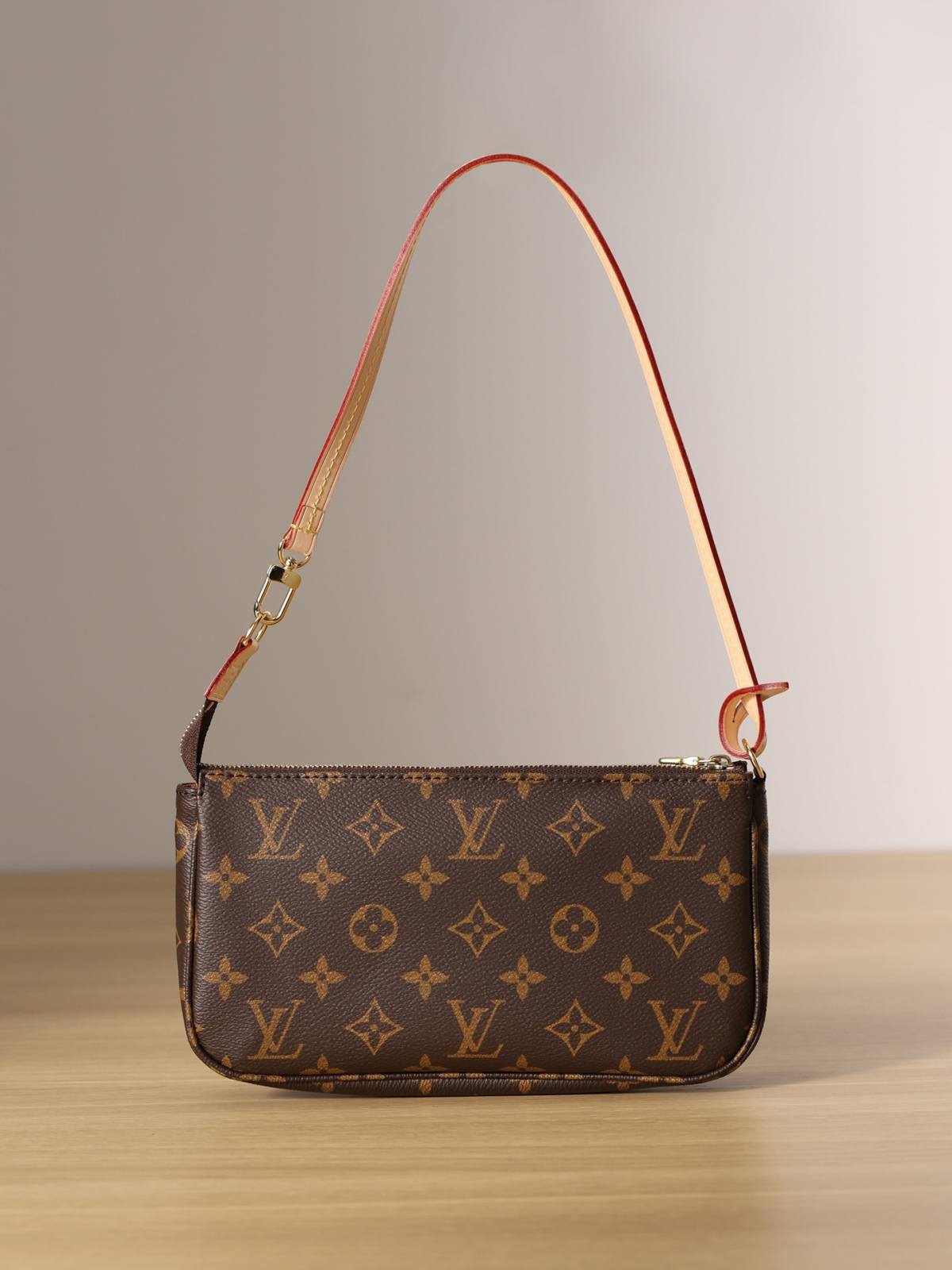 Ellebag’s Precision Replica: The Louis Vuitton M40712 Pochette Accessoires(2024 Dec Updated)-Negoziu in linea di borse Louis Vuitton falsi di migliore qualità, borsa di design di replica ru