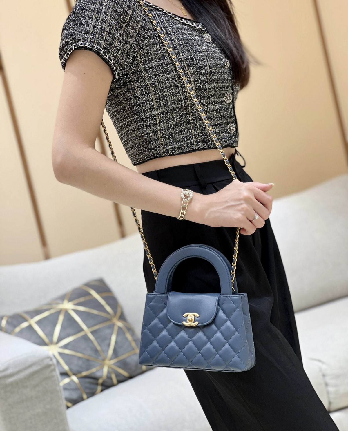 Ellebag’s Exquisite Replica: The Blue Lambskin Chanel Mini Kelly-Style Shopping Bag(2024 Dec Updated)-בעסטער קוואַליטעט שווינדל לוי ווויטטאָן באַג אָנליין קראָם, רעפּליקע דיזיינער זעקל רו