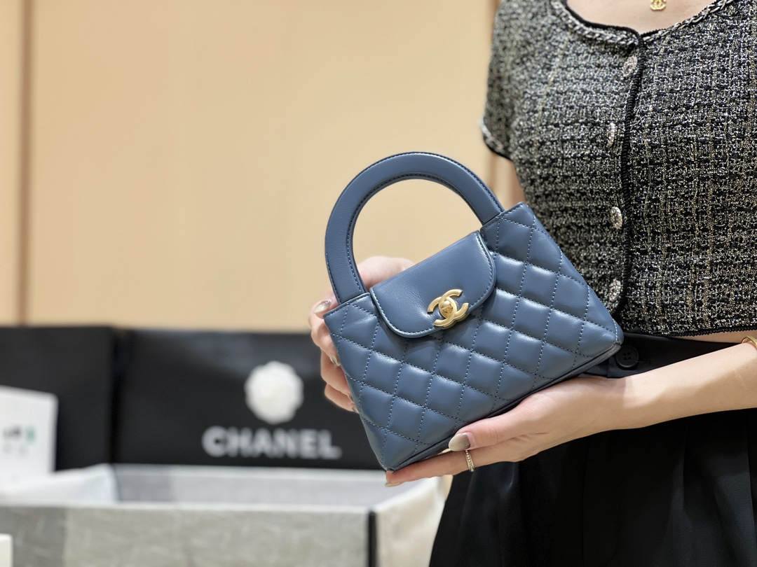 Ellebag’s Exquisite Replica: The Blue Lambskin Chanel Mini Kelly-Style Shopping Bag(2024 Dec Updated)-בעסטער קוואַליטעט שווינדל לוי ווויטטאָן באַג אָנליין קראָם, רעפּליקע דיזיינער זעקל רו