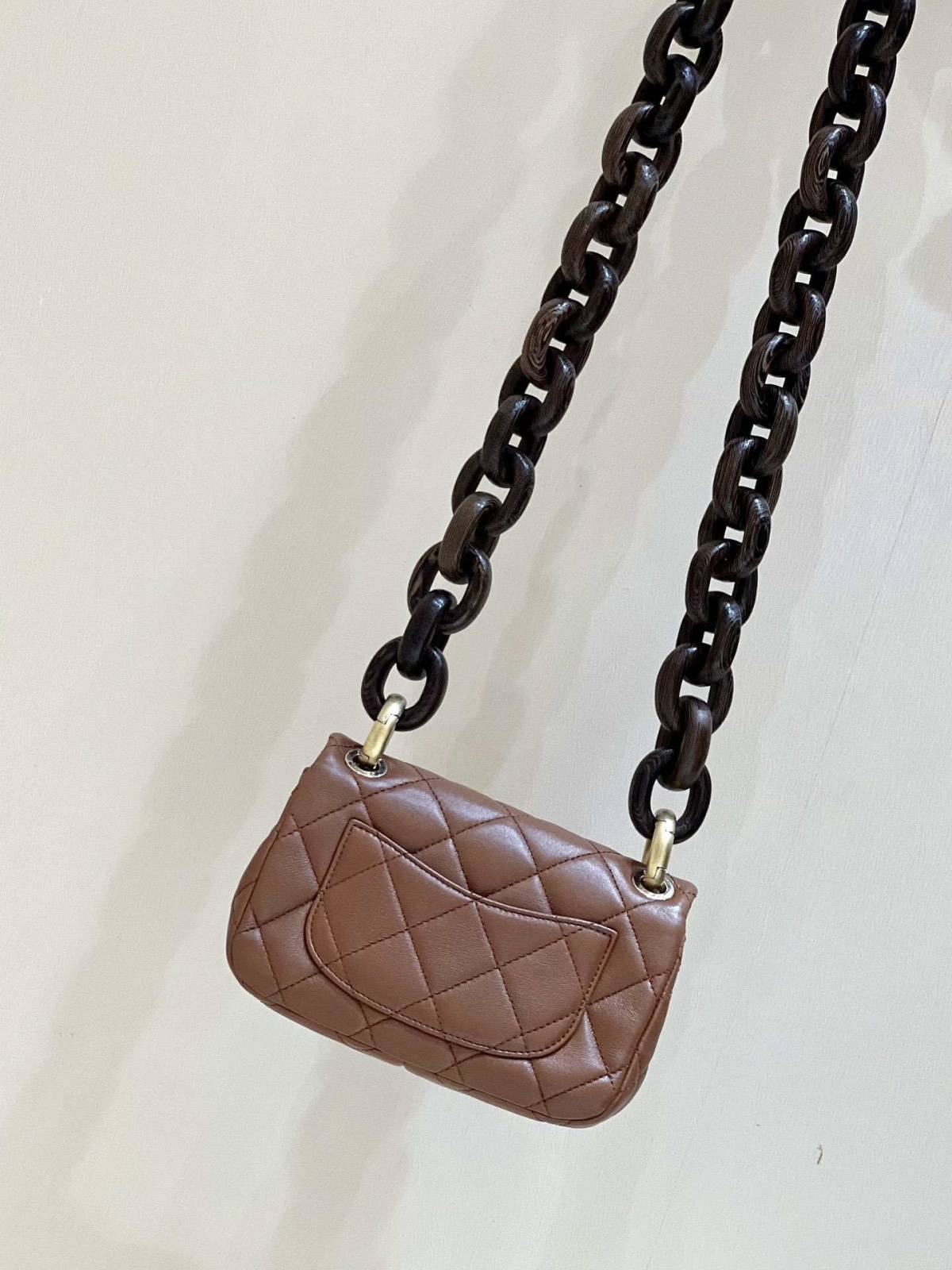 Ellebag’s Exquisite Replica: The Brown Lambskin Chanel Mini Flap Bag with Vintage Hardware(2024 Dec Updated)-بهترين معيار جي جعلي لوئس ويٽون بيگ آن لائين اسٽور، ريپليڪا ڊيزائنر بيگ ru