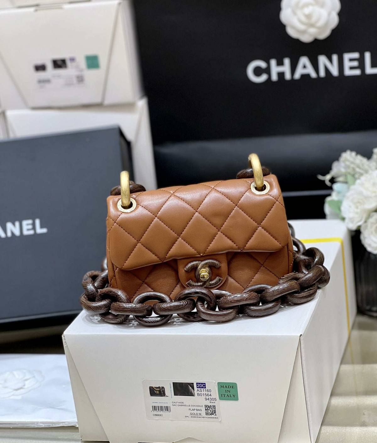 Ellebag’s Exquisite Replica: The Brown Lambskin Chanel Mini Flap Bag with Vintage Hardware(2024 Dec Updated)-بهترين معيار جي جعلي لوئس ويٽون بيگ آن لائين اسٽور، ريپليڪا ڊيزائنر بيگ ru