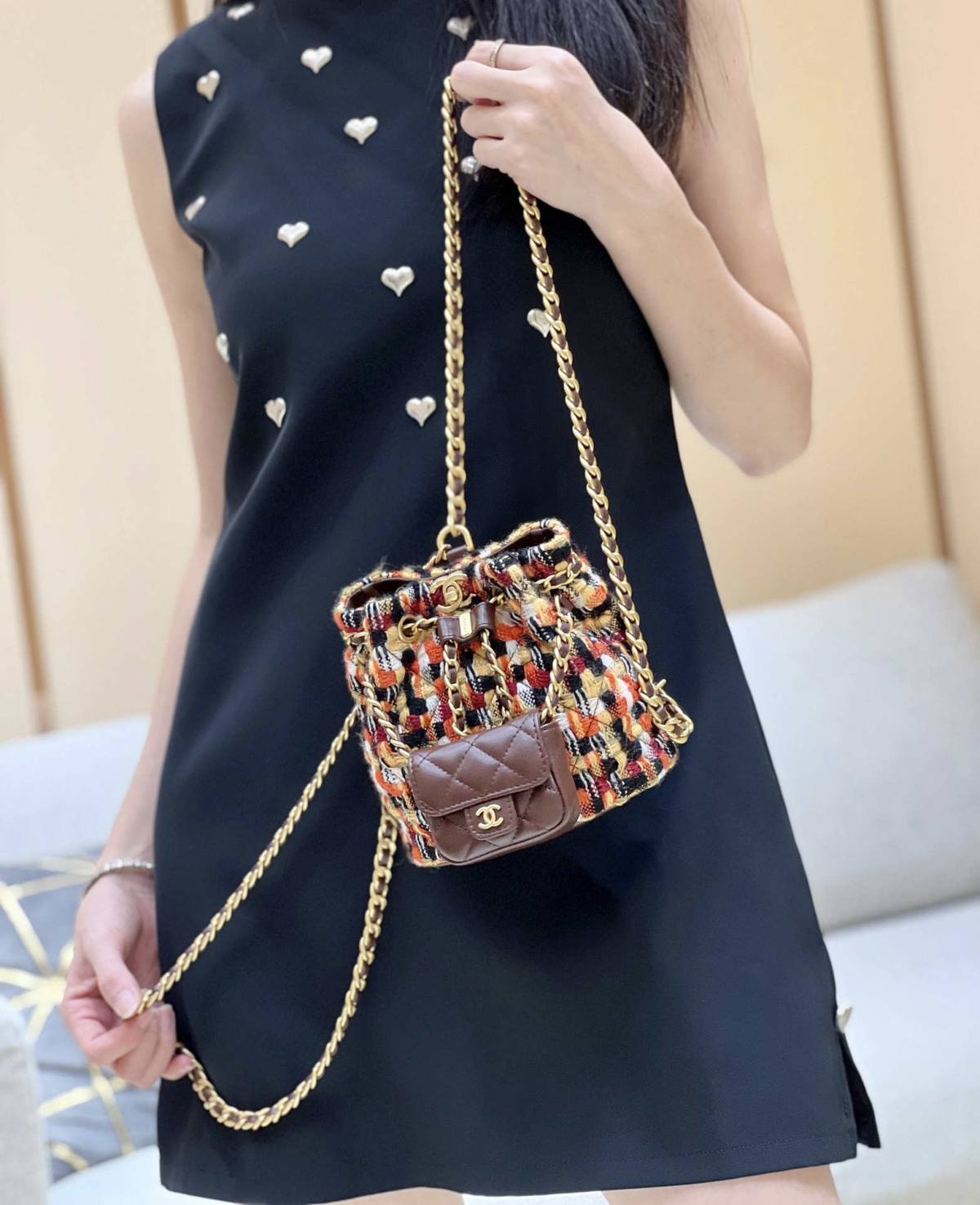 Ellebag’s Exquisite Replica: The Brown Lambskin Chanel Small Backpack with Vintage Hardware(2024 Dec Updated)-Ti o dara ju Didara iro Louis Vuitton apo Online itaja, Ajọra onise apo ru