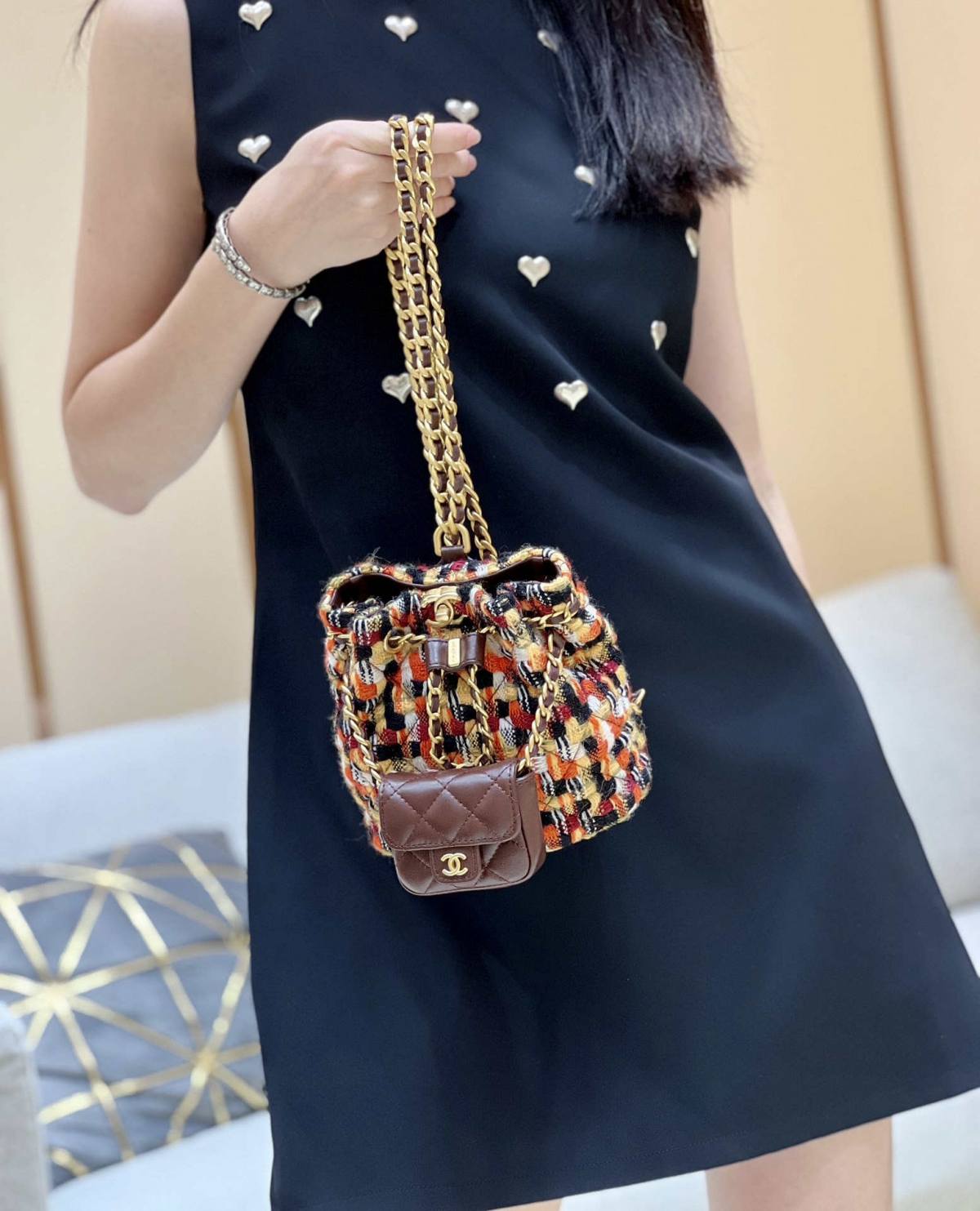 Ellebag’s Exquisite Replica: The Brown Lambskin Chanel Small Backpack with Vintage Hardware(2024 Dec Updated)-Ti o dara ju Didara iro Louis Vuitton apo Online itaja, Ajọra onise apo ru