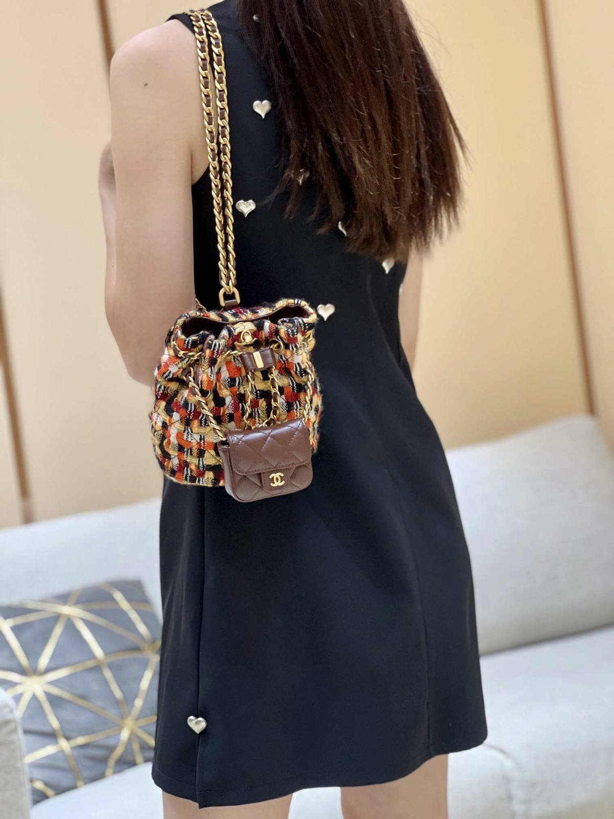 Ellebag’s Exquisite Replica: The Brown Lambskin Chanel Small Backpack with Vintage Hardware(2024 Dec Updated)-Ti o dara ju Didara iro Louis Vuitton apo Online itaja, Ajọra onise apo ru