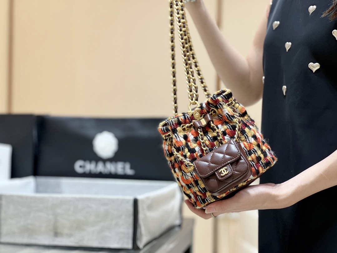 Ellebag’s Exquisite Replica: The Brown Lambskin Chanel Small Backpack with Vintage Hardware(2024 Dec Updated)-Ti o dara ju Didara iro Louis Vuitton apo Online itaja, Ajọra onise apo ru