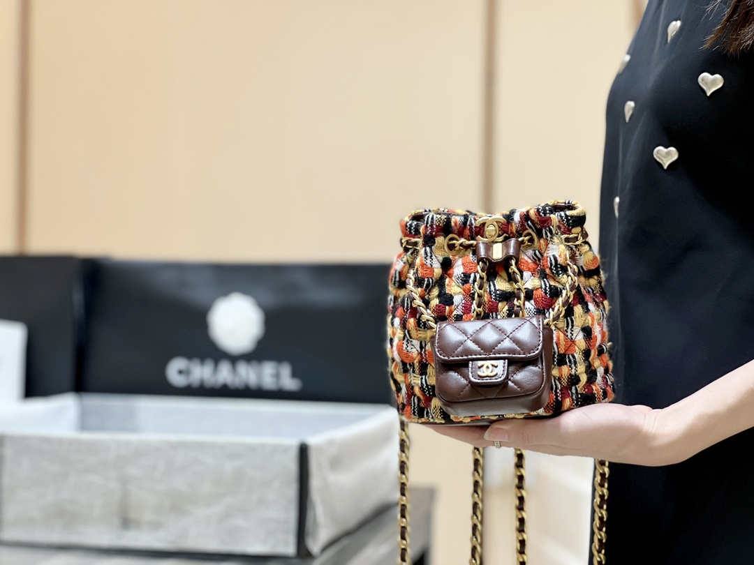 Ellebag’s Exquisite Replica: The Brown Lambskin Chanel Small Backpack with Vintage Hardware(2024 Dec Updated)-Ti o dara ju Didara iro Louis Vuitton apo Online itaja, Ajọra onise apo ru