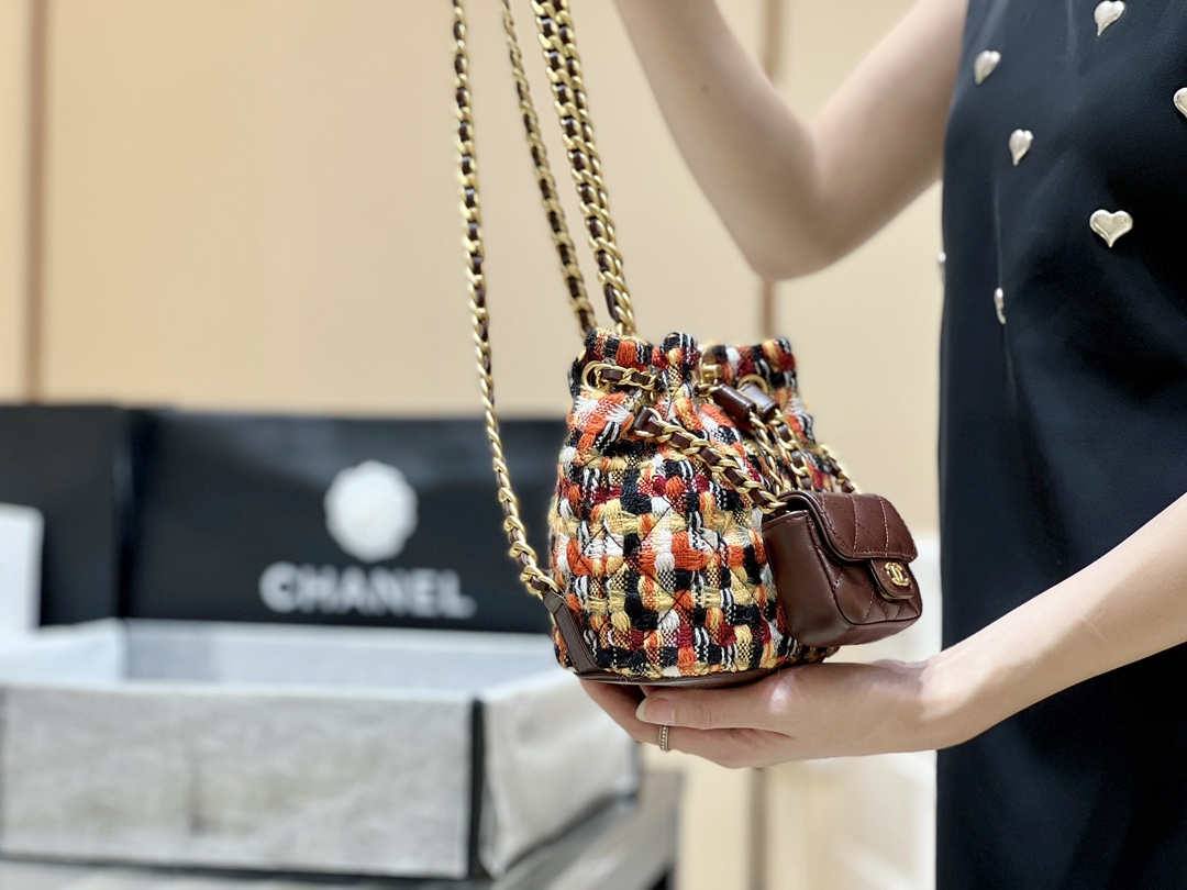 Ellebag’s Exquisite Replica: The Brown Lambskin Chanel Small Backpack with Vintage Hardware(2024 Dec Updated)-Ti o dara ju Didara iro Louis Vuitton apo Online itaja, Ajọra onise apo ru