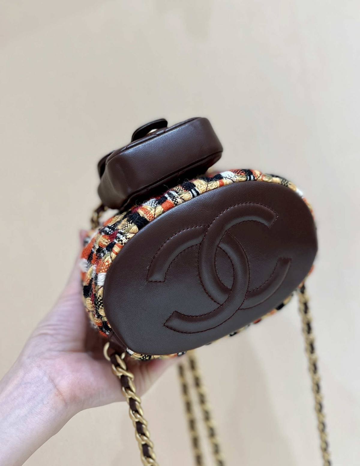 Ellebag’s Exquisite Replica: The Brown Lambskin Chanel Small Backpack with Vintage Hardware(2024 Dec Updated)-Ti o dara ju Didara iro Louis Vuitton apo Online itaja, Ajọra onise apo ru