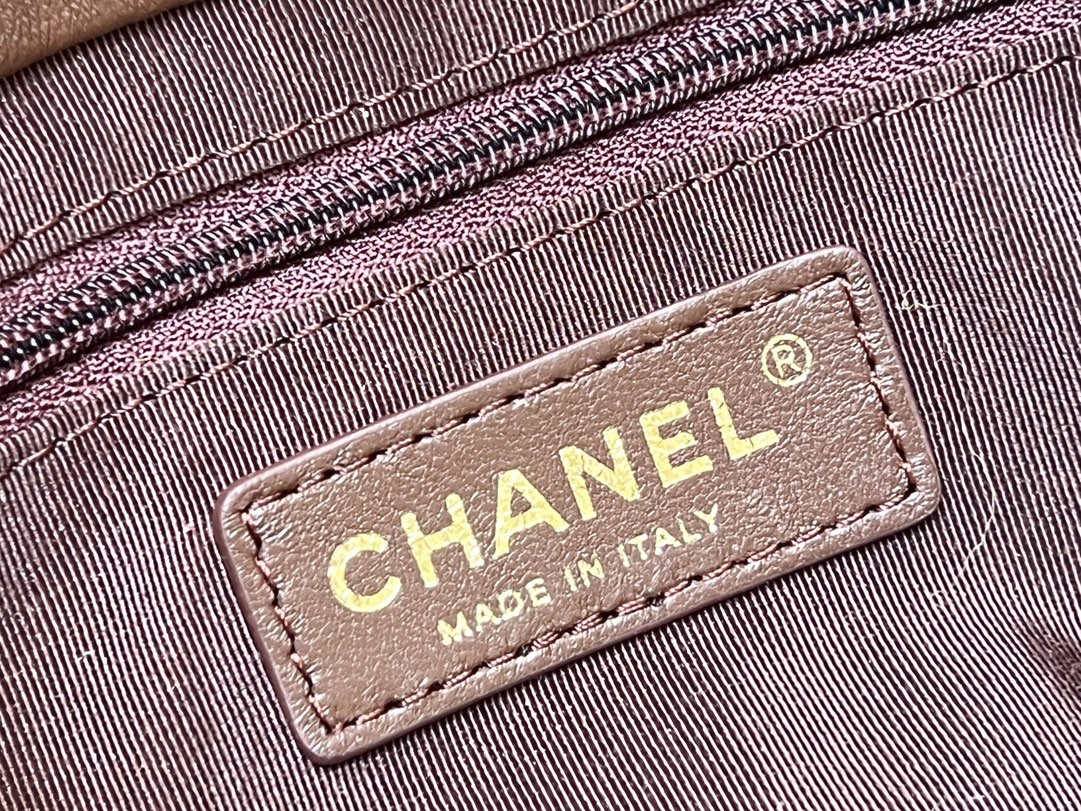 Ellebag’s Exquisite Replica: The Brown Lambskin Chanel Small Backpack with Vintage Hardware(2024 Dec Updated)-Ti o dara ju Didara iro Louis Vuitton apo Online itaja, Ajọra onise apo ru