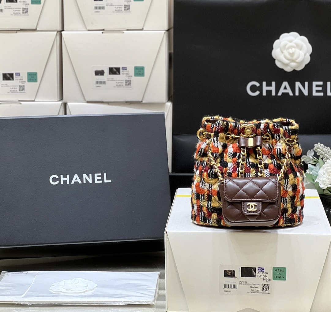 Ellebag’s Exquisite Replica: The Brown Lambskin Chanel Small Backpack with Vintage Hardware(2024 Dec Updated)-Ti o dara ju Didara iro Louis Vuitton apo Online itaja, Ajọra onise apo ru