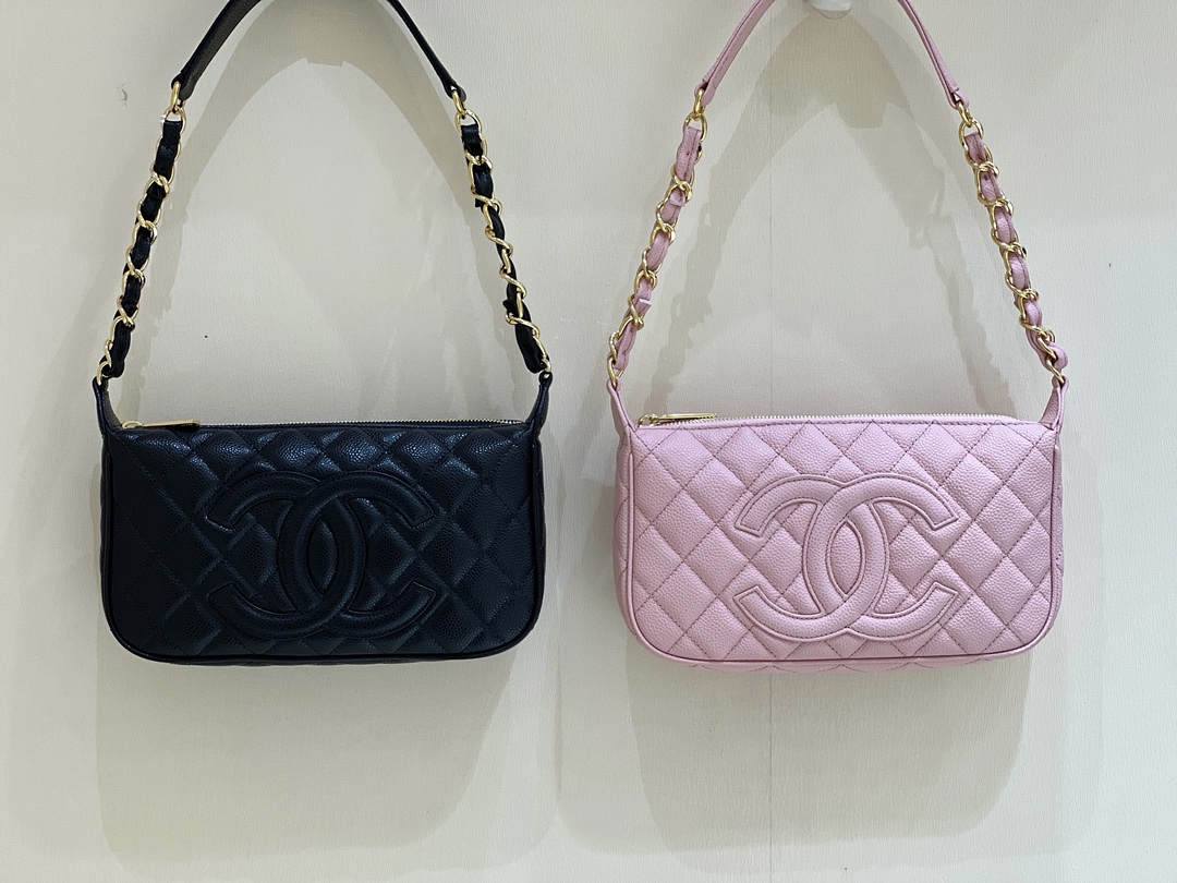 Ellebag’s Exquisite Replica: The Pink Caviar Leather Chanel Bag with Wide Leather-Interlaced Chain and Gold Hardware(2024 Dec Updated)-Интернет-магазин поддельной сумки Louis Vuitton лучшего качества, копия дизайнерской сумки ru