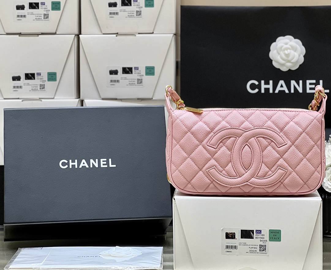 Ellebag’s Exquisite Replica: The Pink Caviar Leather Chanel Bag with Wide Leather-Interlaced Chain and Gold Hardware(2024 Dec Updated)-Интернет-магазин поддельной сумки Louis Vuitton лучшего качества, копия дизайнерской сумки ru