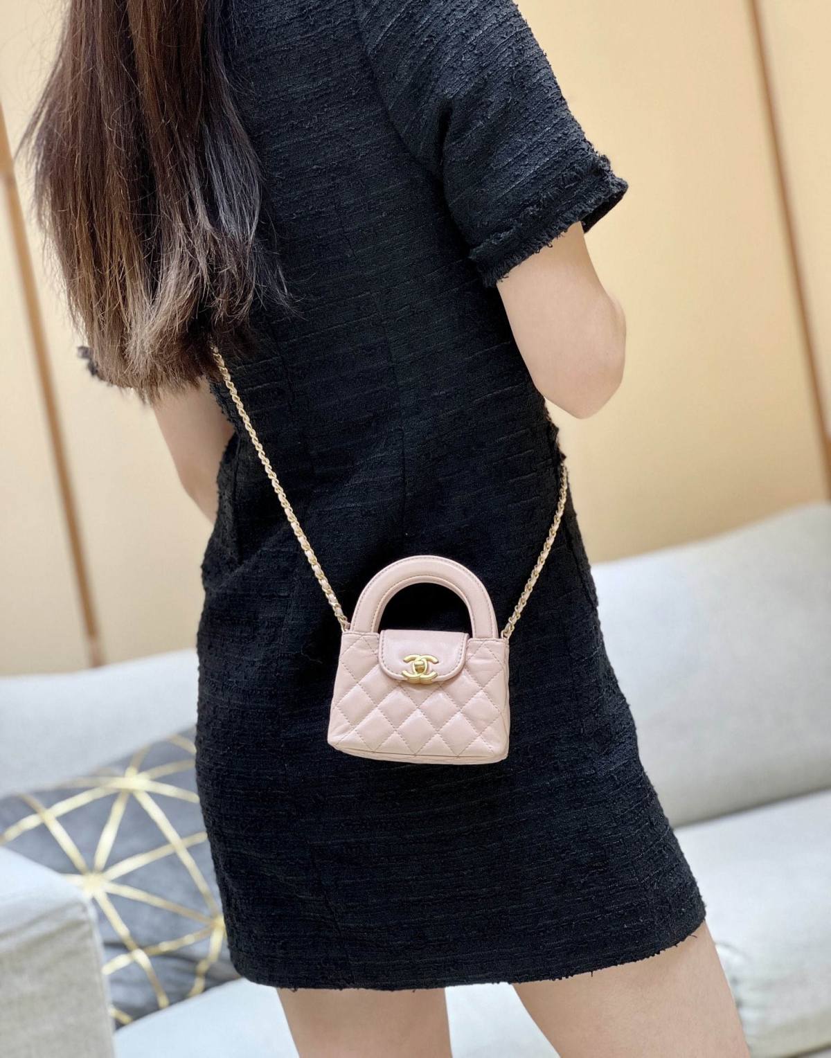 Ellebag’s Exquisite Replica: The Pink Lambskin Chanel Kelly-Style Clutch with Chain(2024 Dec Updated)-ร้านค้าออนไลน์กระเป๋า Louis Vuitton ปลอมคุณภาพดีที่สุด, กระเป๋าออกแบบจำลอง ru