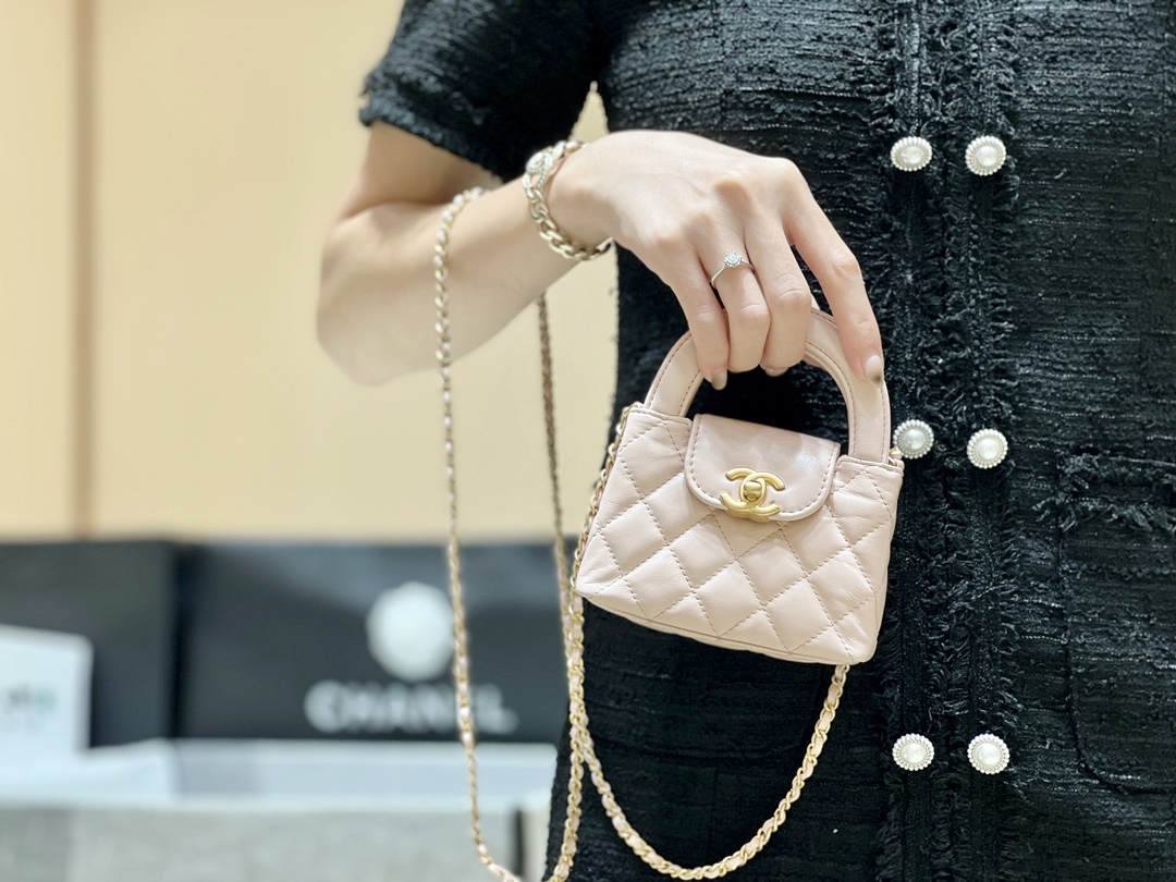 Ellebag’s Exquisite Replica: The Pink Lambskin Chanel Kelly-Style Clutch with Chain(2024 Dec Updated)-ร้านค้าออนไลน์กระเป๋า Louis Vuitton ปลอมคุณภาพดีที่สุด, กระเป๋าออกแบบจำลอง ru